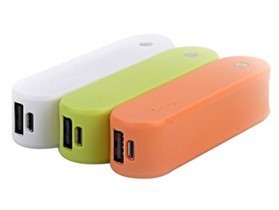 V6與小熏PB26b移動(dòng)電源深度對(duì)比 哪款更適合你？